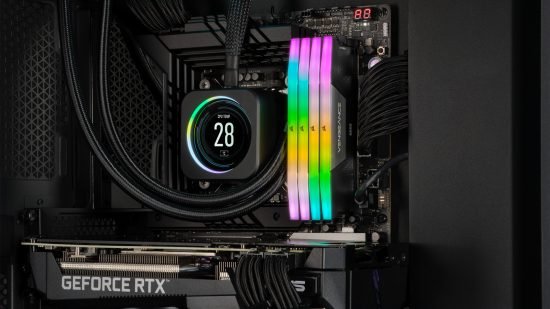 Lire la suite à propos de l’article Corsair Vengeance DDR5 désormais disponible en RGB
